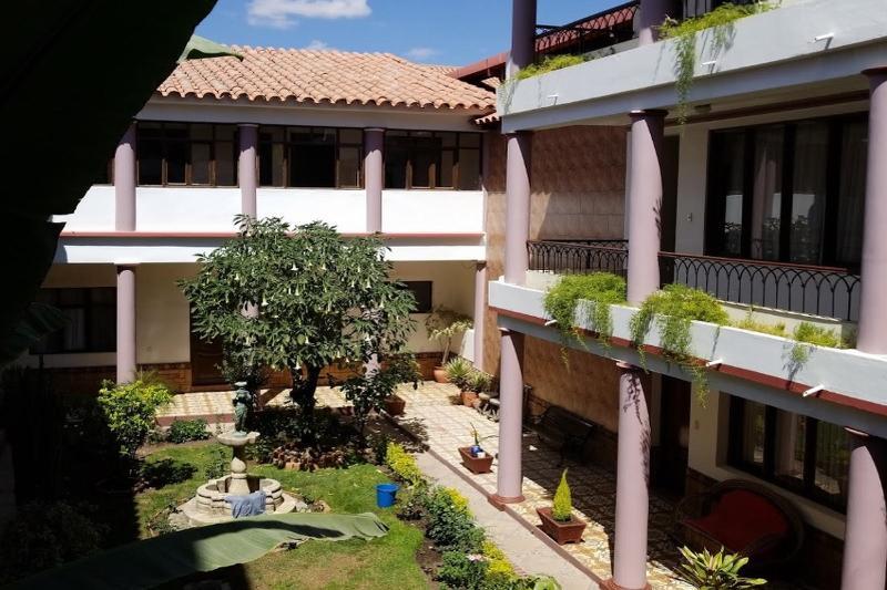 Hotel Independencia سوكر المظهر الخارجي الصورة